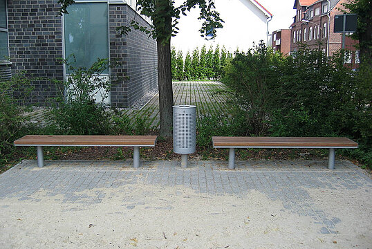 Hockerbank Aurich mit Holzauflage