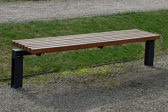Bench Scape I with timber seat base