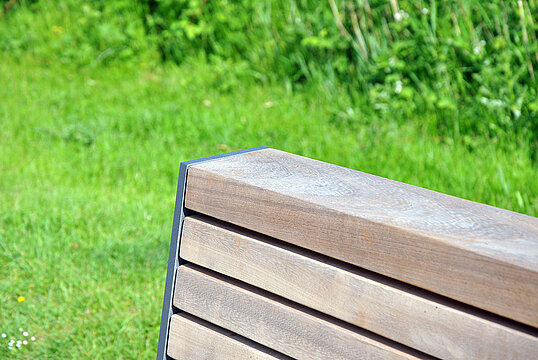 Banc Henne SL avec assise en bois