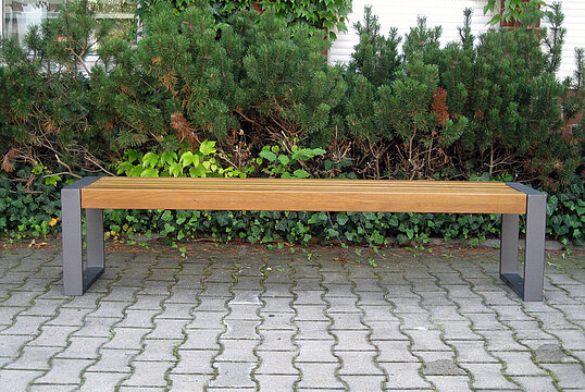 Banquette Cubo avec assise en bois