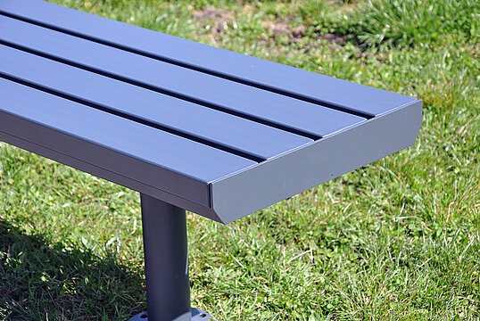 Bench Aurich ST with steel seat base