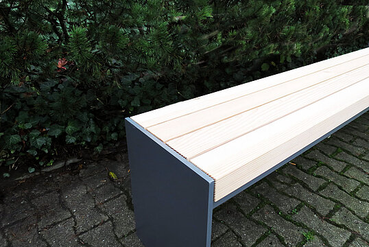Banquette Riga avec assise en bois