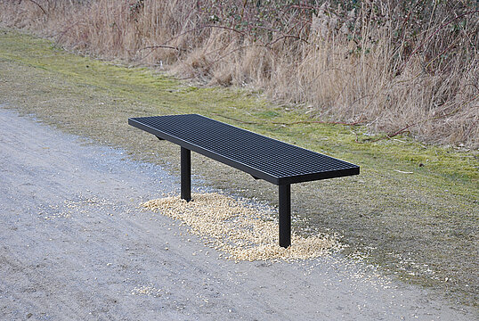 Banquette Lübeck avec assise en acier