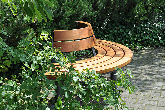 Round seat Aurich with backrest