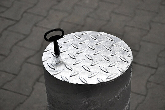 Tree holder