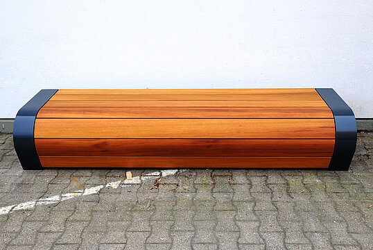 Banquette Beluga avec assise en bois