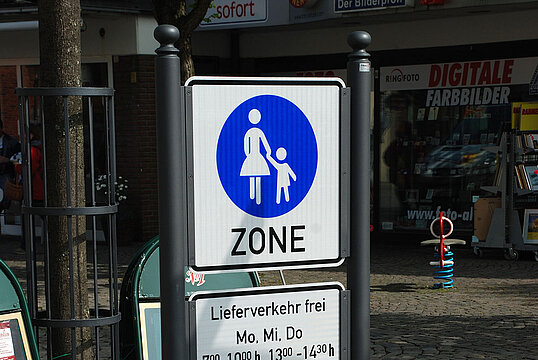 Verkehrsinfoständer