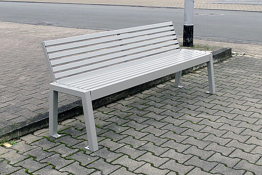 Sitzbank Offenburg ST mit Stahlauflage