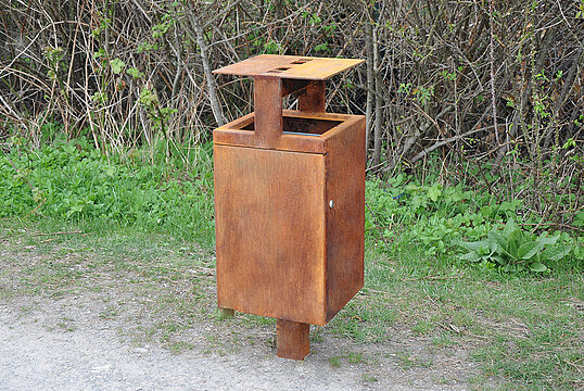 Corbeille de propreté Serie 731