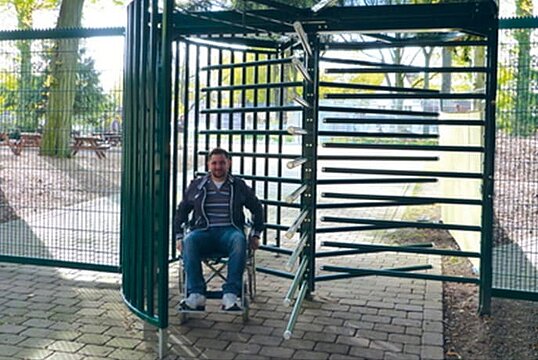 DK 43 handicapped accessible Ø 300 cm