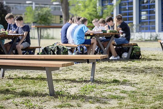 Stehtisch Maneva