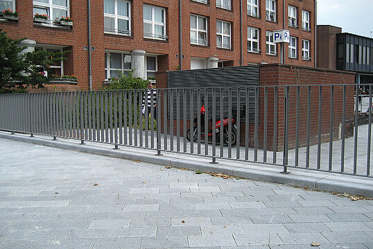 Guardrail with infill Mainz