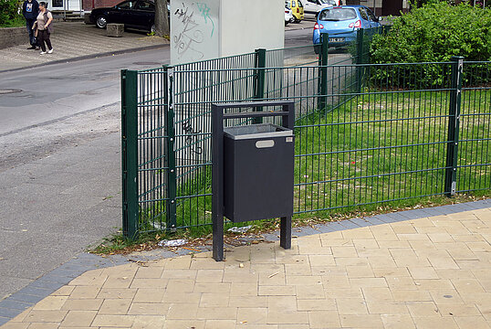 Litter bin Series 710 square
