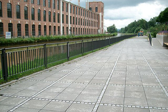 Guardrail with infill Scape