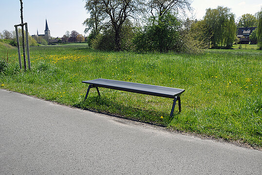 Banquette Fanö avec assise en acier