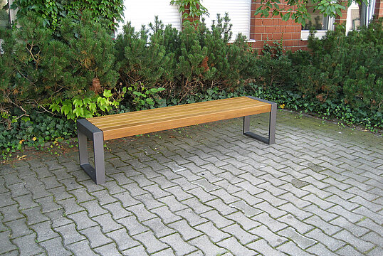Banquette Cubo avec assise en bois