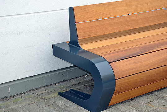 Banc Beluga avec assise en bois