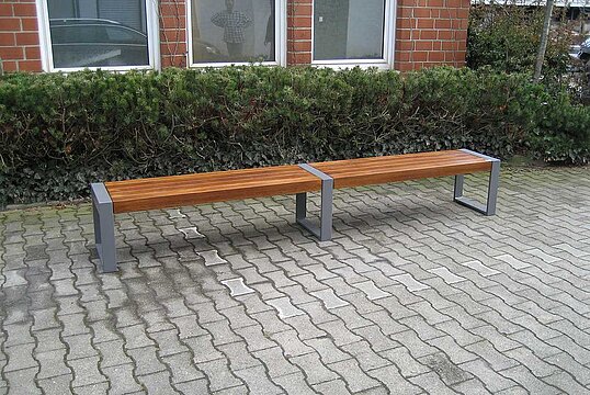Banquette Cubo avec assise en bois