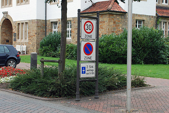 Verkehrsinfoständer