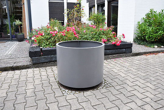 Planter Bari round