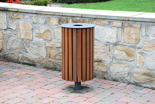 Litter bin Series 800 timber
