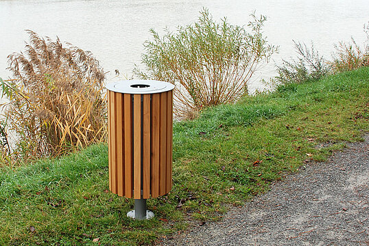 Litter bin Series 800 timber