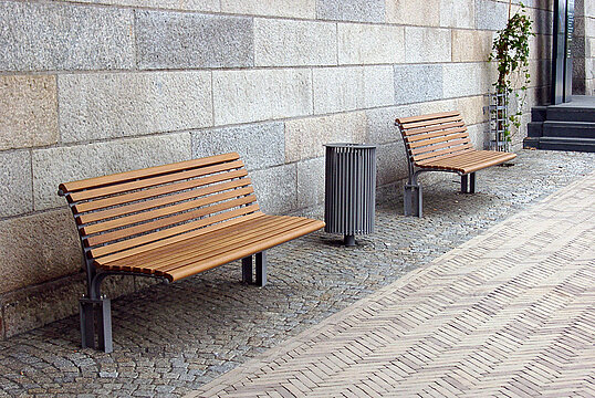 Sitzbank Bremen mit Holzauflage