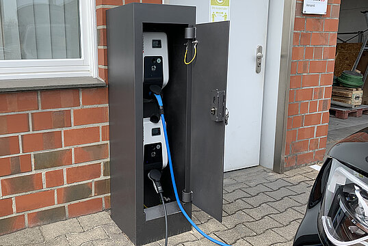 Charging station Quadro